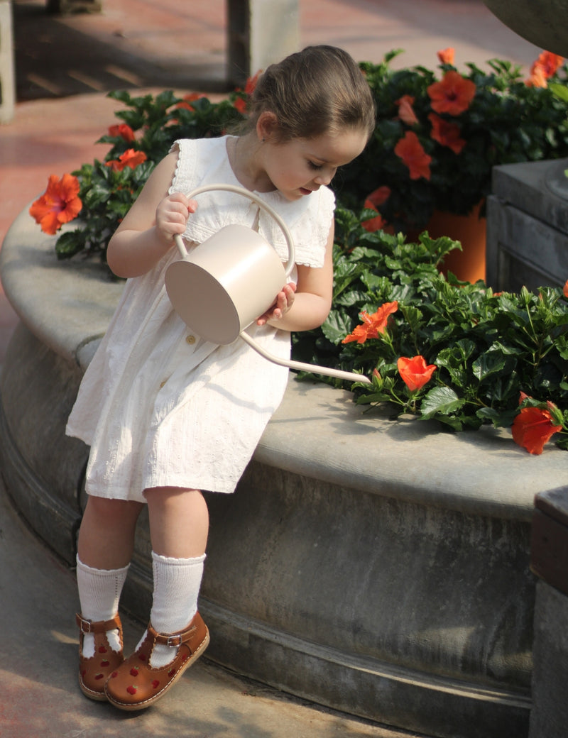 Petit Nord Apple T-Bar Scallop T-bars and Ballerinas Cognac 002