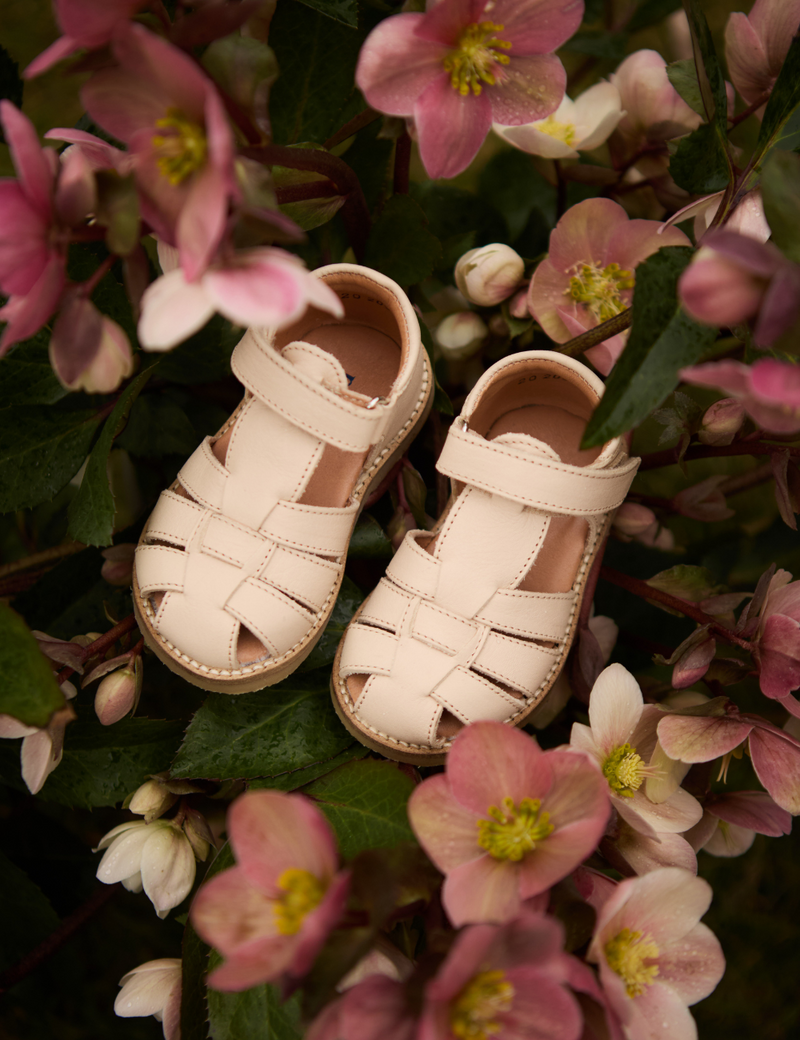 Petit Nord Classic Sandal Sandals Cream 052