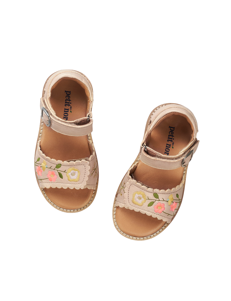 Petit Nord Flower Pop Scallop Velcro Sandal Sandals Cream 052