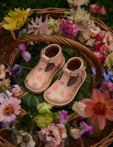 Kids Shoes – Nordic Design & Sustainable Materials – Petit Nord GLOBAL