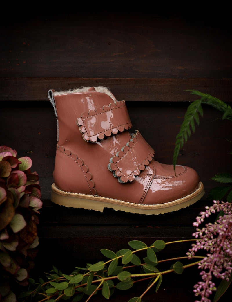 Petit Nord Scallop Winter Boot Winter Boots Rose Clay Patent 091