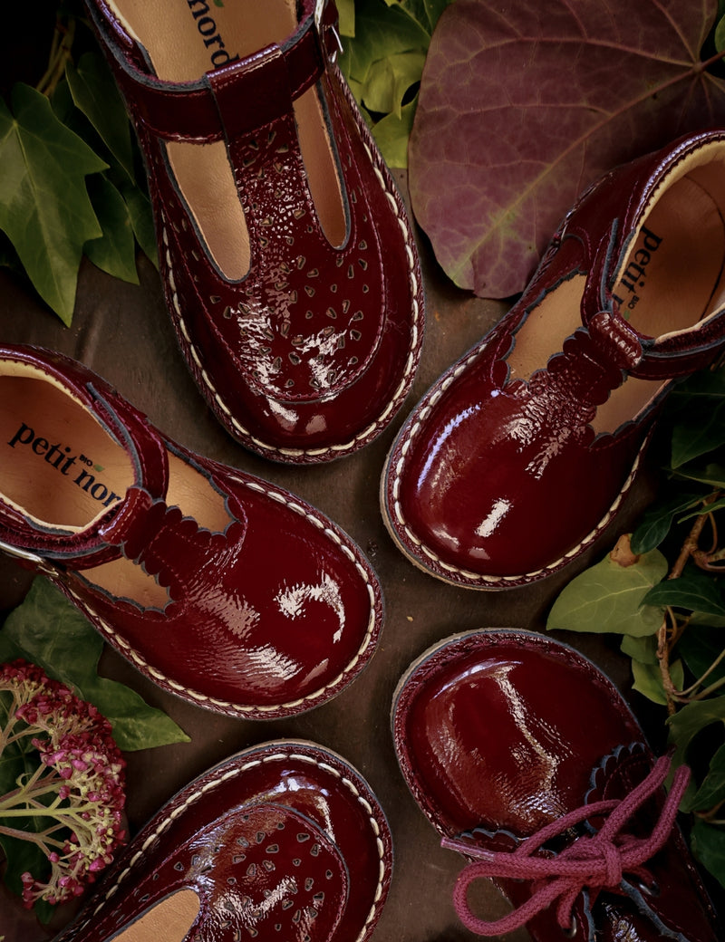 Petit Nord T-Bar Scallop T-bars and Ballerinas Burgundy Patent 159