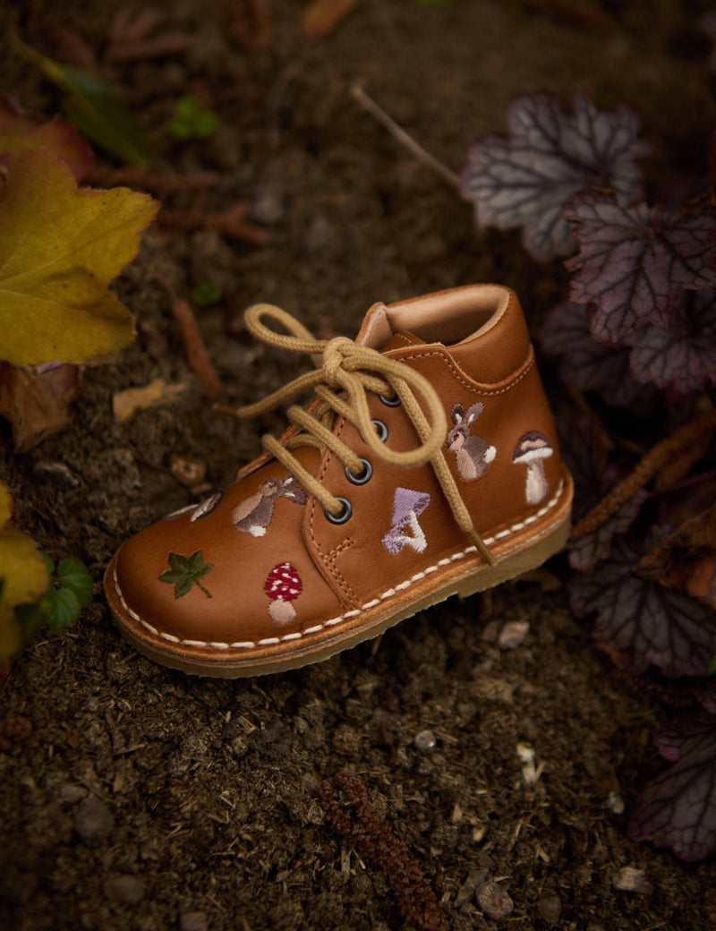 Petit Nord Woodland Classic Boot Low Boot Shoes Cognac 002